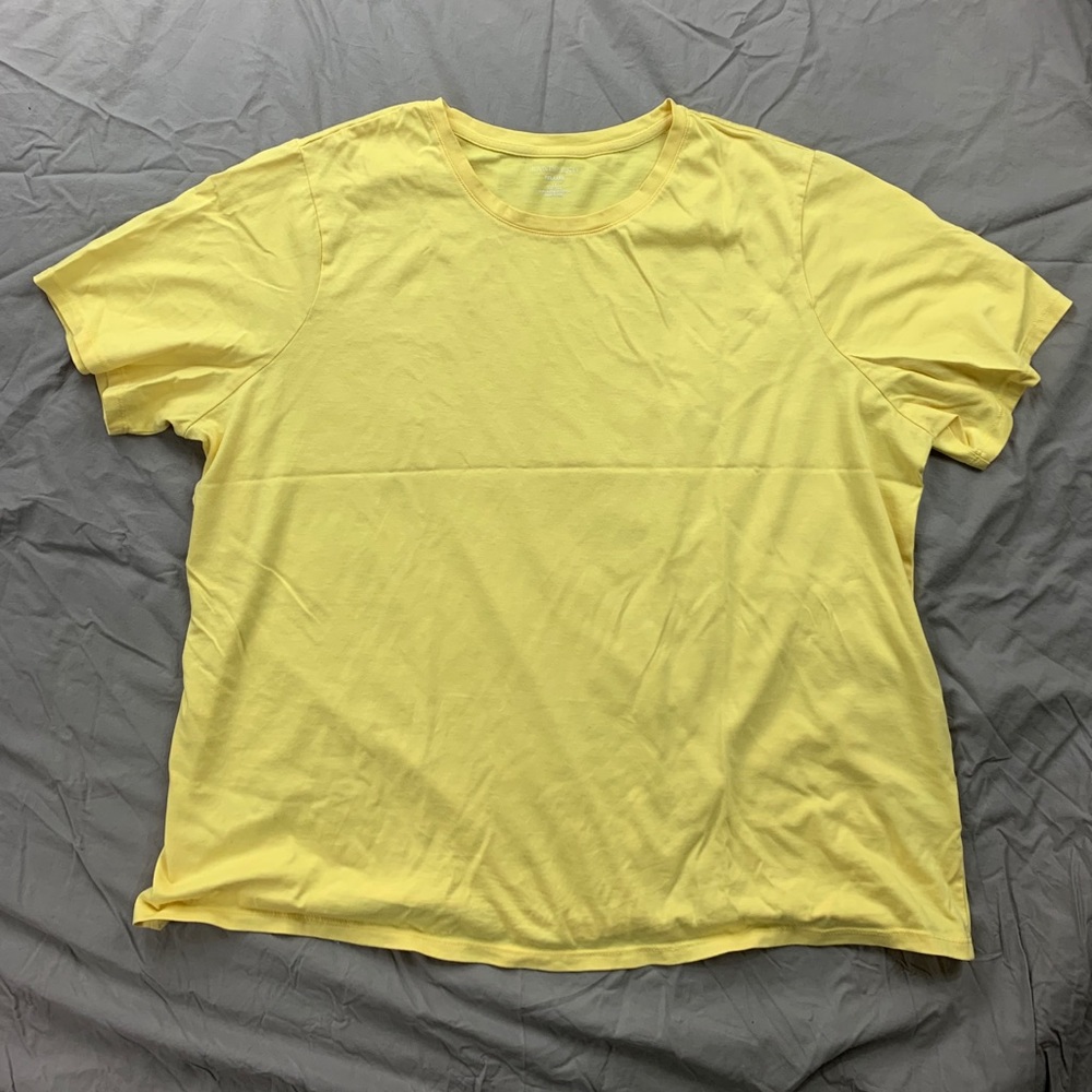 Plain yellow tee